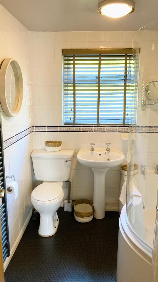 Looe With A View - Entire Apartment With Free Allocated Parking Екстер'єр фото