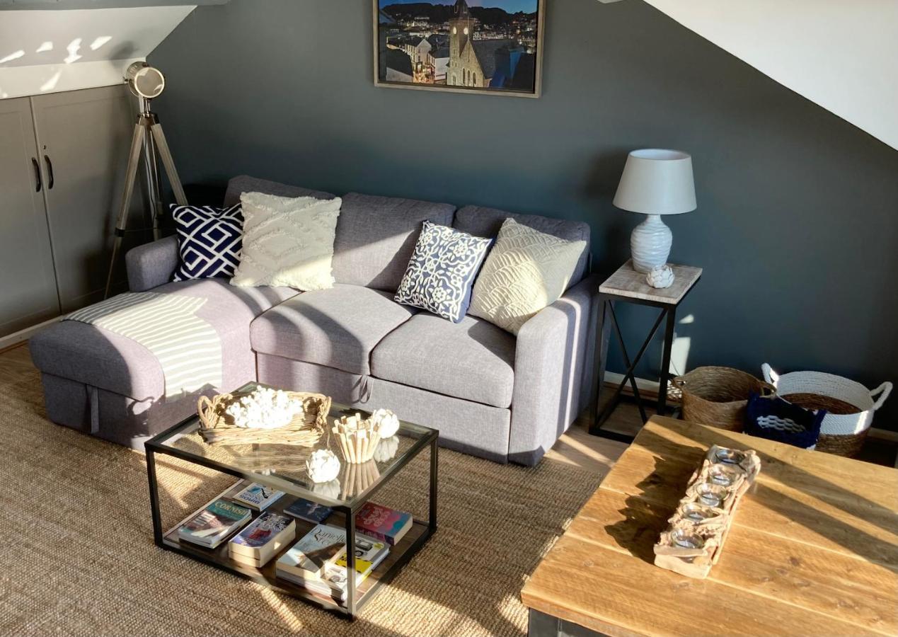 Looe With A View - Entire Apartment With Free Allocated Parking Екстер'єр фото