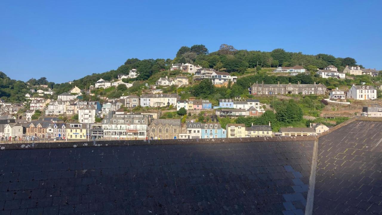 Looe With A View - Entire Apartment With Free Allocated Parking Екстер'єр фото