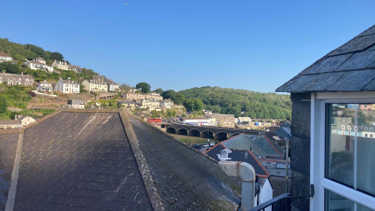 Looe With A View - Entire Apartment With Free Allocated Parking Екстер'єр фото