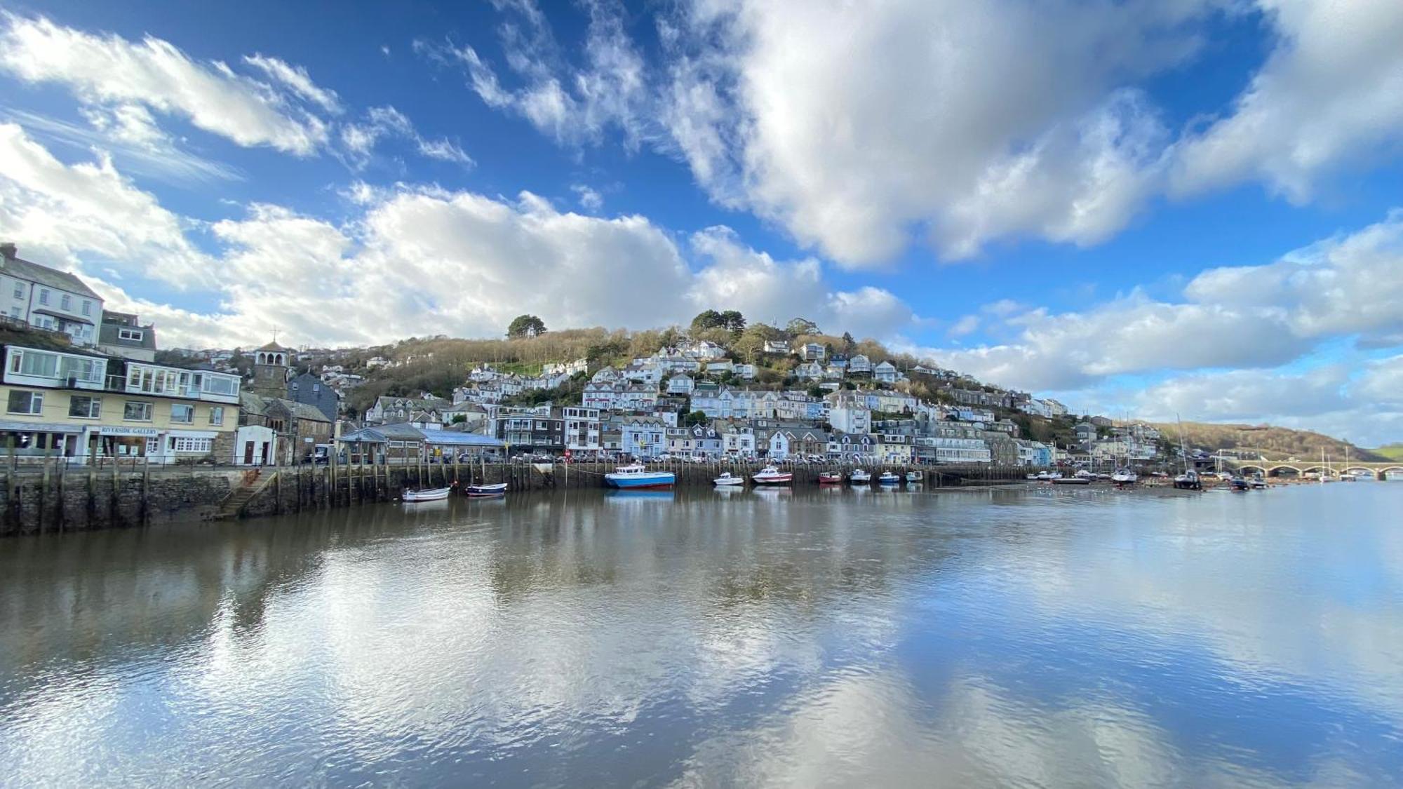 Looe With A View - Entire Apartment With Free Allocated Parking Екстер'єр фото